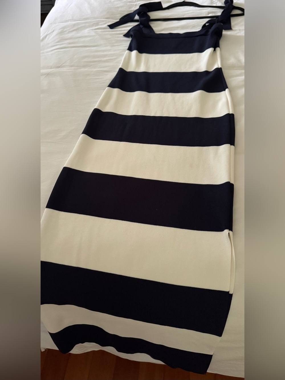 Super flattering Navy and White Maxi Dress